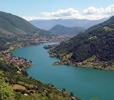 Villetta E Monti Ferienhaus